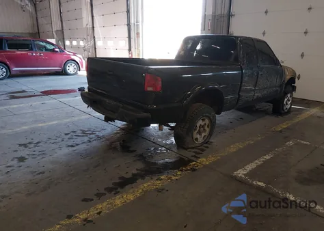 1998 Chevrolet S-10 Ls z USA, uszkodzony, nr VIN 1GCCT19WXW8193866